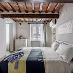 Il Mezzanino By Siena Living Apartment